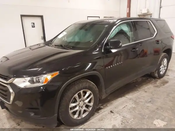 1GNEVFKW6KJ129182 2019 CHEVROLET TRAVERSE - Image 2