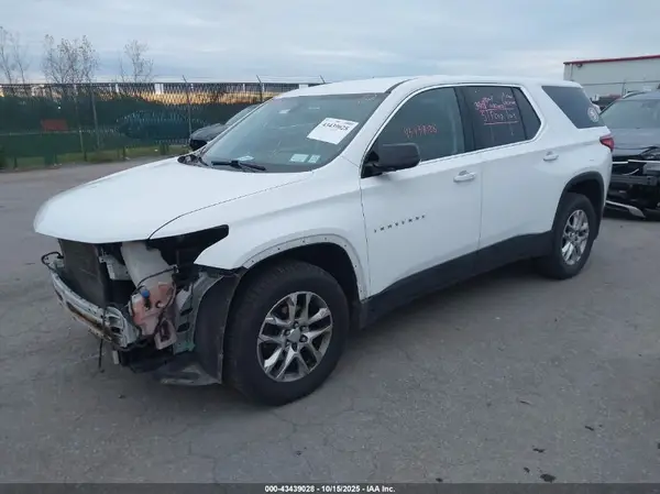 1GNEVFKW6KJ215060 2019 CHEVROLET TRAVERSE - Image 2