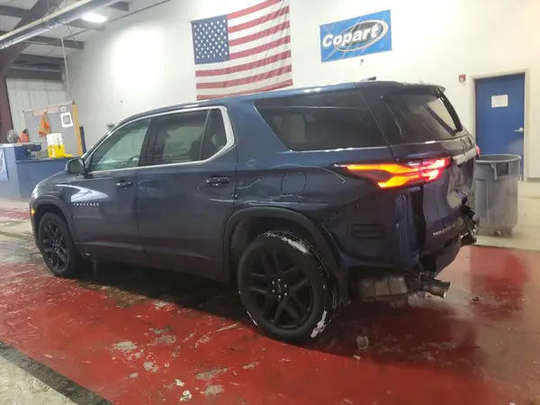 1GNEVFKW6NJ127551 2022 CHEVROLET TRAVERSE - Image 2