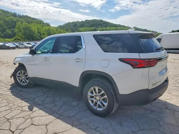 1GNEVFKW6PJ101566 2023 CHEVROLET TRAVERSE - Image 2