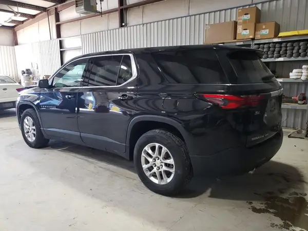 1GNEVFKW6PJ205507 2023 CHEVROLET TRAVERSE - Image 2