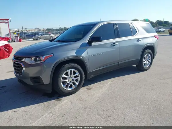 1GNEVFKW7LJ104521 2020 CHEVROLET TRAVERSE - Image 2