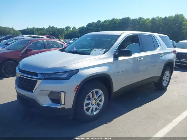 1GNEVFKW7NJ172479 2022 CHEVROLET TRAVERSE - Image 2