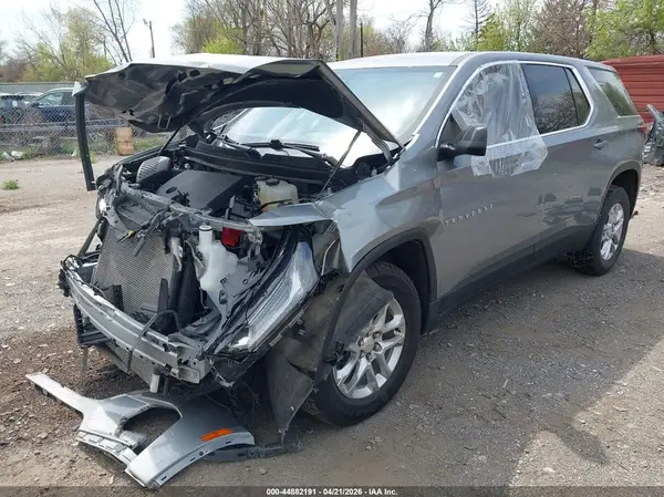 1GNEVFKW7PJ106601 2023 CHEVROLET TRAVERSE - Image 2