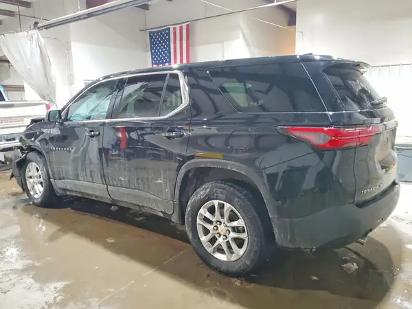 1GNEVFKW7PJ240671 2023 CHEVROLET TRAVERSE - Image 2