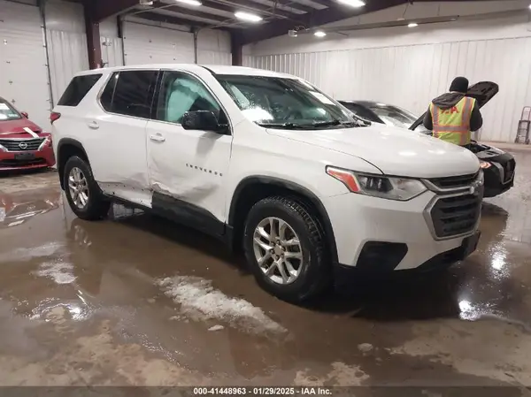 1GNEVFKW8JJ193464 2018 CHEVROLET TRAVERSE - Image 1