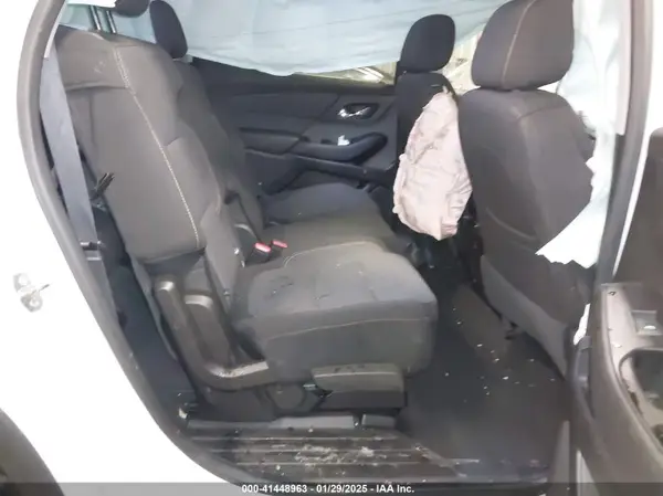 1GNEVFKW8JJ193464 2018 CHEVROLET TRAVERSE - Image 8