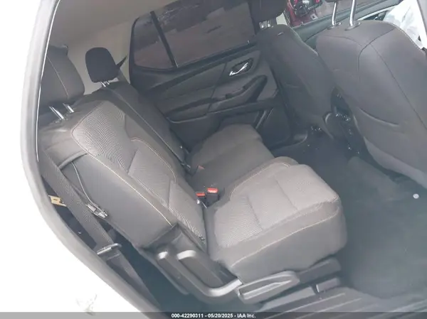 1GNEVFKW8KJ232121 2019 CHEVROLET TRAVERSE - Image 8