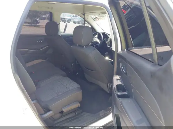 1GNEVFKW8KJ241868 2019 CHEVROLET TRAVERSE - Image 8