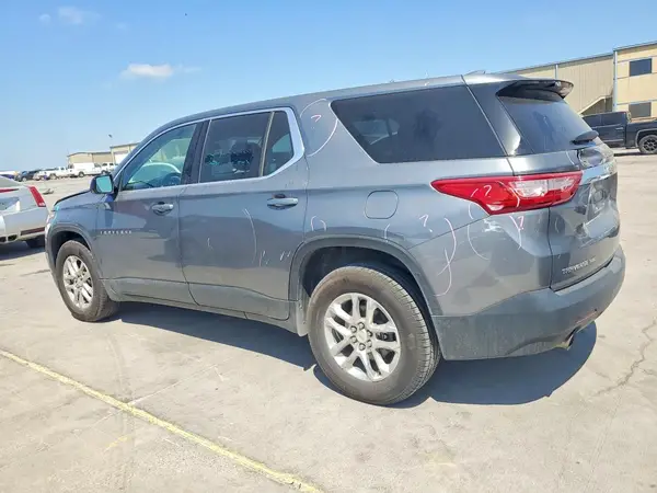 1GNEVFKW8LJ161827 2020 CHEVROLET TRAVERSE - Image 2