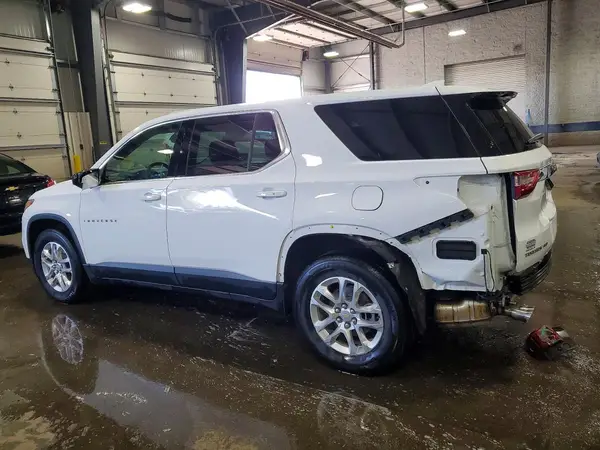 1GNEVFKW8MJ131647 2021 CHEVROLET TRAVERSE - Image 2