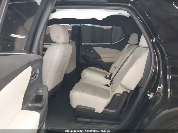 1GNEVFKW8PJ207212 2023 CHEVROLET TRAVERSE - Image 8