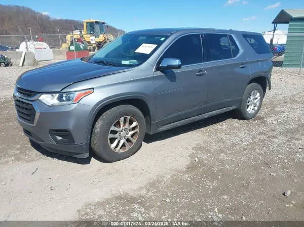 1GNEVFKW9JJ115761 2018 CHEVROLET TRAVERSE - Image 2
