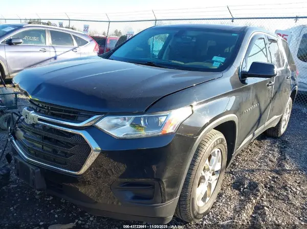 1GNEVFKW9JJ136481 2018 CHEVROLET TRAVERSE - Image 2