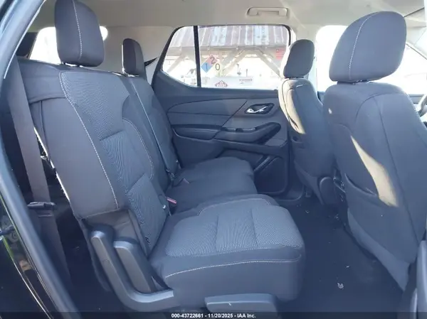 1GNEVFKW9JJ136481 2018 CHEVROLET TRAVERSE - Image 8