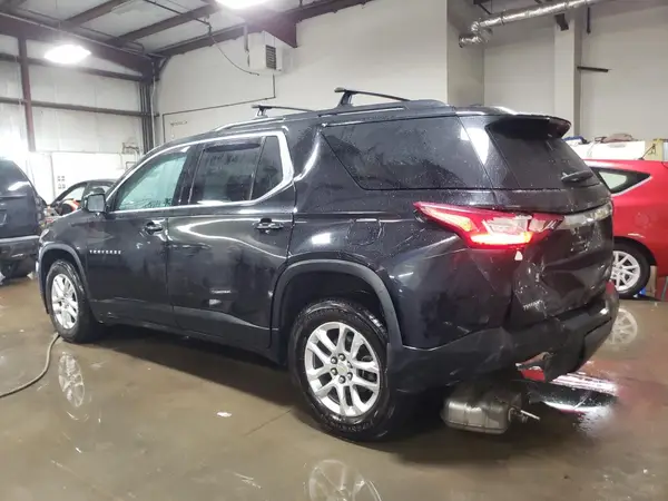 1GNEVFKW9JJ153393 2018 CHEVROLET TRAVERSE - Image 2