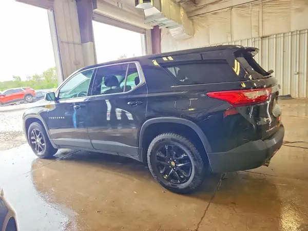 1GNEVFKW9JJ167097 2018 CHEVROLET TRAVERSE - Image 2