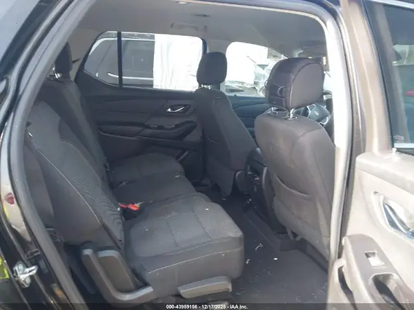 1GNEVFKW9JJ224852 2018 CHEVROLET TRAVERSE - Image 8