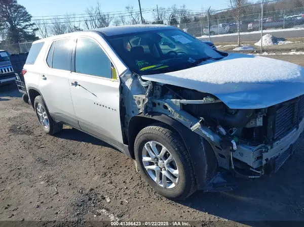 1GNEVFKW9JJ278636 2018 CHEVROLET TRAVERSE - Image 1