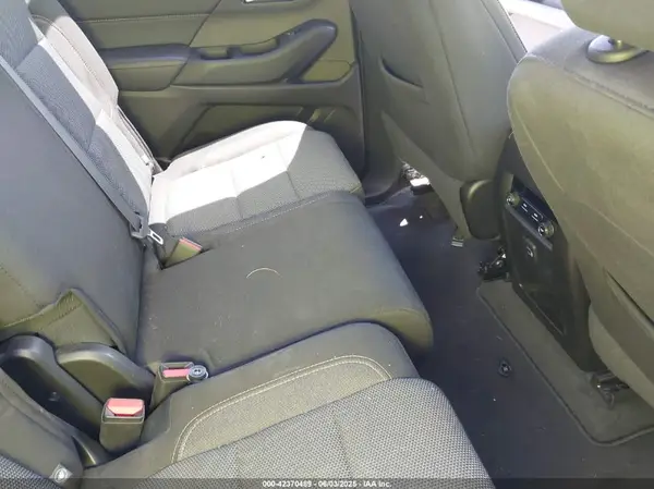 1GNEVFKW9JJ284484 2018 CHEVROLET TRAVERSE - Image 8
