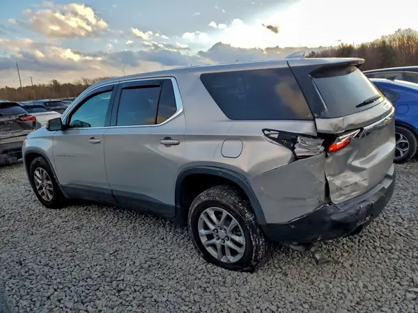 1GNEVFKW9LJ187823 2020 CHEVROLET TRAVERSE - Image 2