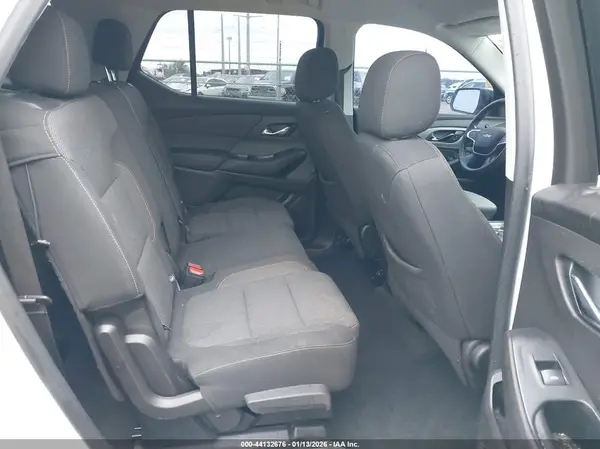 1GNEVFKW9MJ183806 2021 CHEVROLET TRAVERSE - Image 8