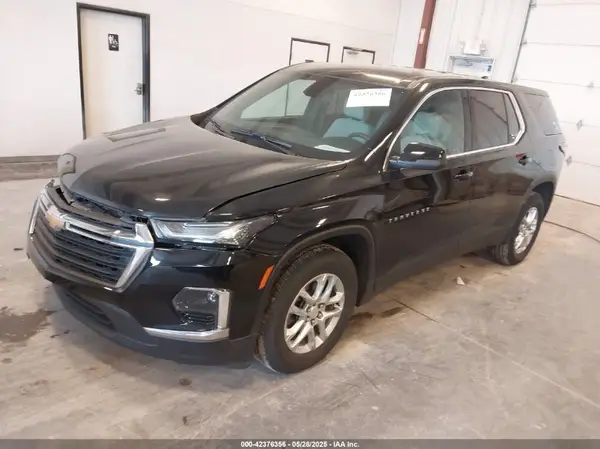 1GNEVFKW9PJ325964 2023 CHEVROLET TRAVERSE - Image 2