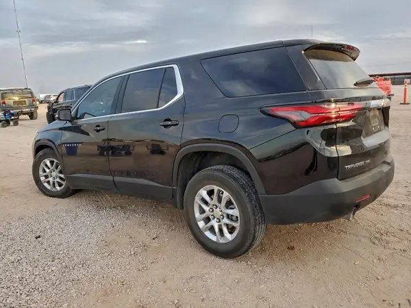 1GNEVFKW9PJ329139 2023 CHEVROLET TRAVERSE - Image 2