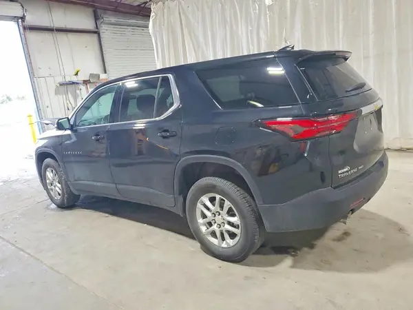 1GNEVFKW9PJ329447 2023 CHEVROLET TRAVERSE - Image 2