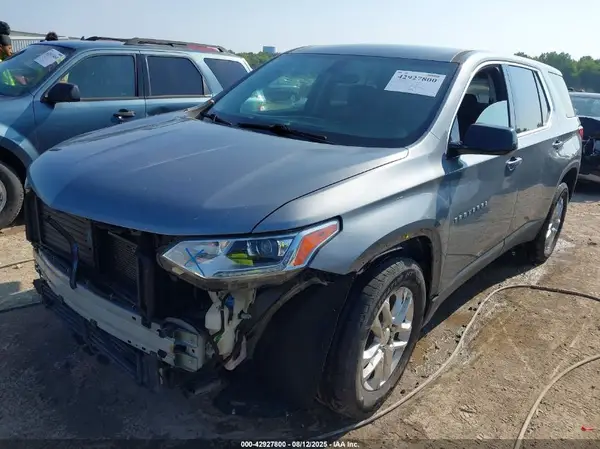 1GNEVFKWXJJ210037 2018 CHEVROLET TRAVERSE - Image 2