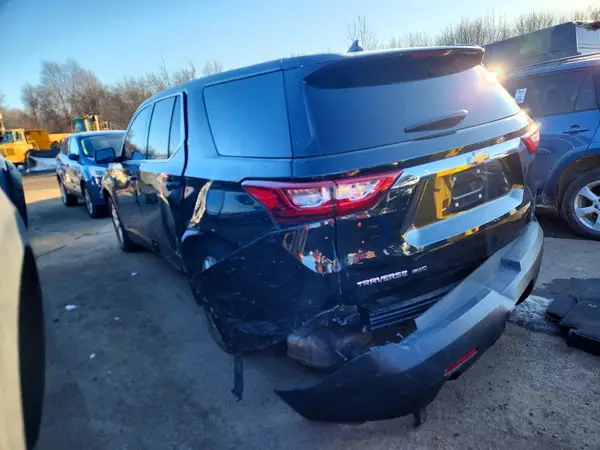 1GNEVFKWXKJ193399 2019 CHEVROLET TRAVERSE - Image 2
