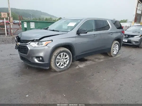 1GNEVFKWXKJ215448 2019 CHEVROLET TRAVERSE - Image 2