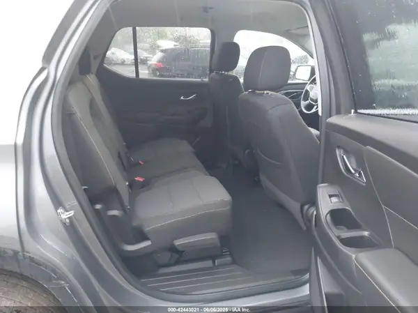 1GNEVFKWXKJ215448 2019 CHEVROLET TRAVERSE - Image 8