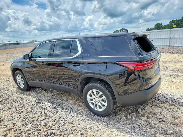 1GNEVFKWXNJ118156 2022 CHEVROLET TRAVERSE - Image 2