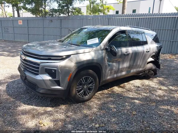 1GNEVGKS0RJ177466 2024 CHEVROLET TRAVERSE - Image 2