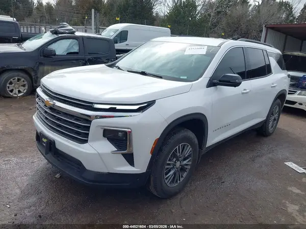 1GNEVGKS0RJ213057 2024 CHEVROLET TRAVERSE - Image 2