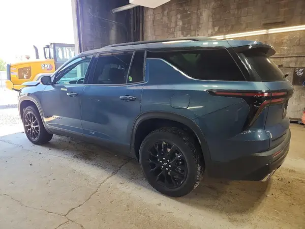 1GNEVGKS0TJ302599 2026 CHEVROLET TRAVERSE - Image 2
