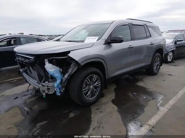 1GNEVGKS1TJ128302 2026 CHEVROLET TRAVERSE - Image 2