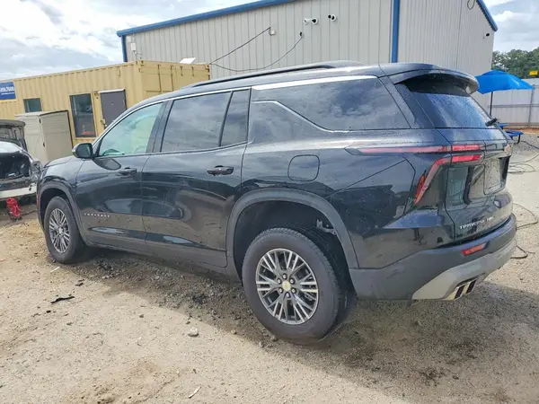 1GNEVGKS1TJ135976 2026 CHEVROLET TRAVERSE - Image 2