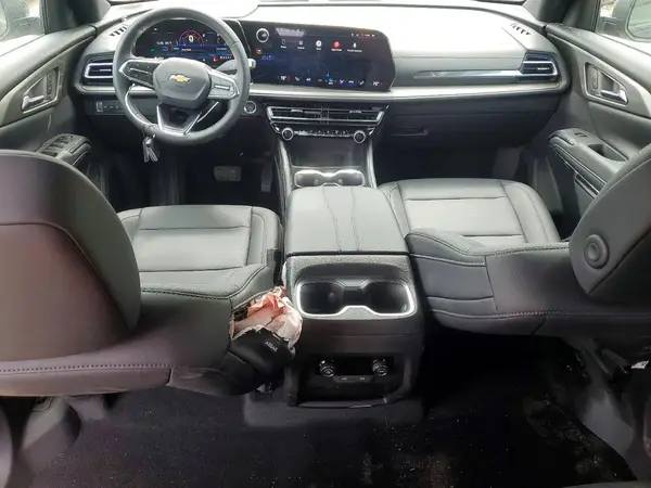 1GNEVGKS1TJ135976 2026 CHEVROLET TRAVERSE - Image 8