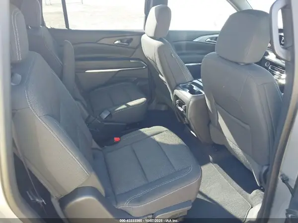 1GNEVGKS2RJ158739 2024 CHEVROLET TRAVERSE - Image 8