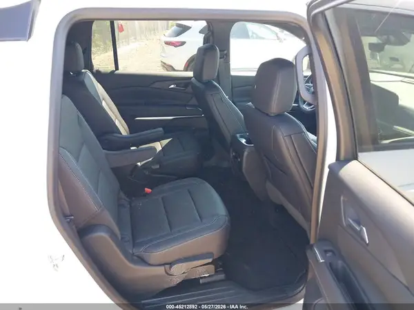 1GNEVGKS2TJ309862 2026 CHEVROLET TRAVERSE - Image 8