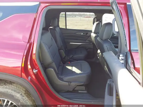 1GNEVGKS4TJ128424 2026 CHEVROLET TRAVERSE - Image 8