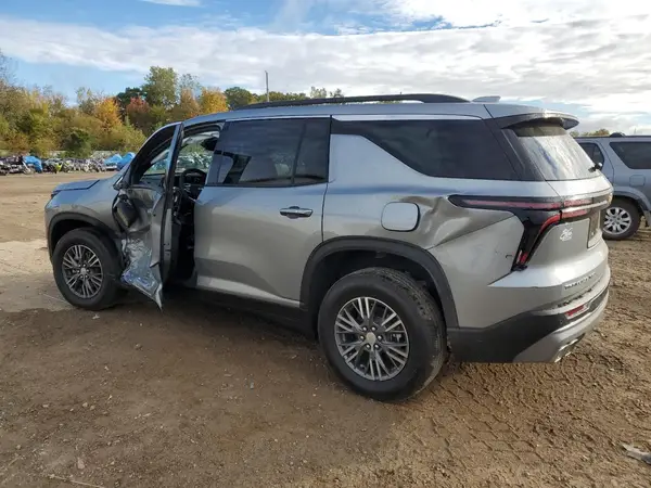 1GNEVGKS4TJ149290 2026 CHEVROLET TRAVERSE - Image 2