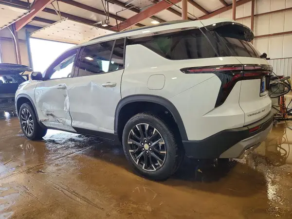 1GNEVGKS4TJ188946 2026 CHEVROLET TRAVERSE - Image 2
