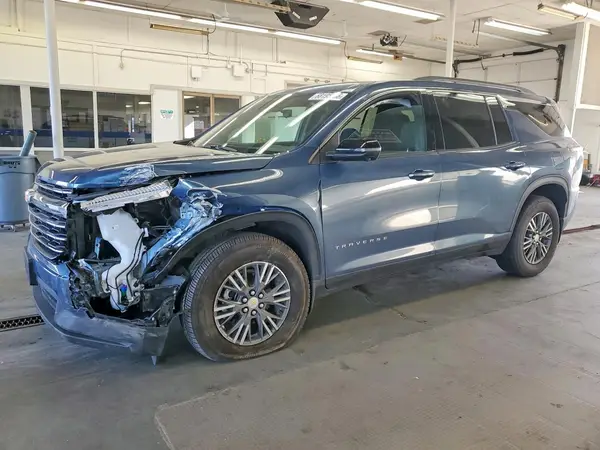 1GNEVGKS5TJ182427 2026 CHEVROLET TRAVERSE - Image 1
