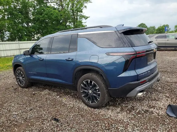 1GNEVGKS5TJ292359 2026 CHEVROLET TRAVERSE - Image 2