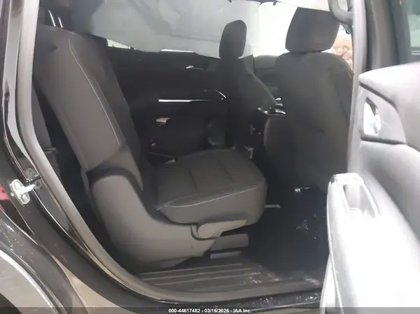 1GNEVGKS6TJ180542 2026 CHEVROLET TRAVERSE - Image 8
