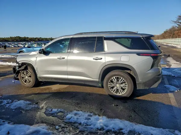 1GNEVGKS7RJ155903 2024 CHEVROLET TRAVERSE - Image 2
