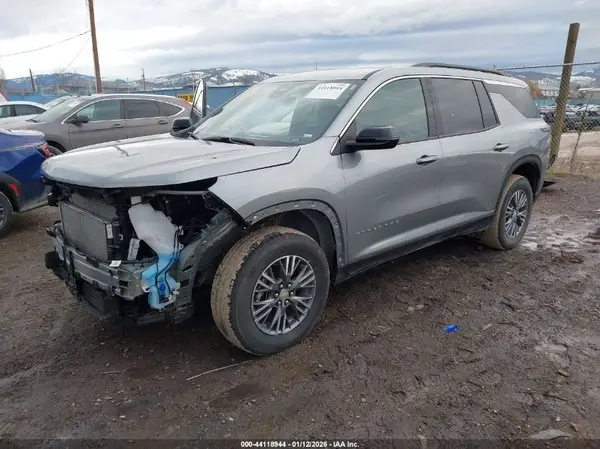 1GNEVGKS7TJ131916 2026 CHEVROLET TRAVERSE - Image 2